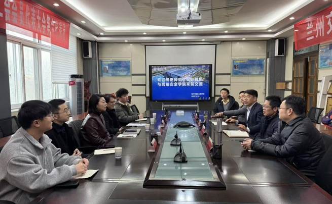 d47238d8ce2cf4984ff47bec3e9336bb